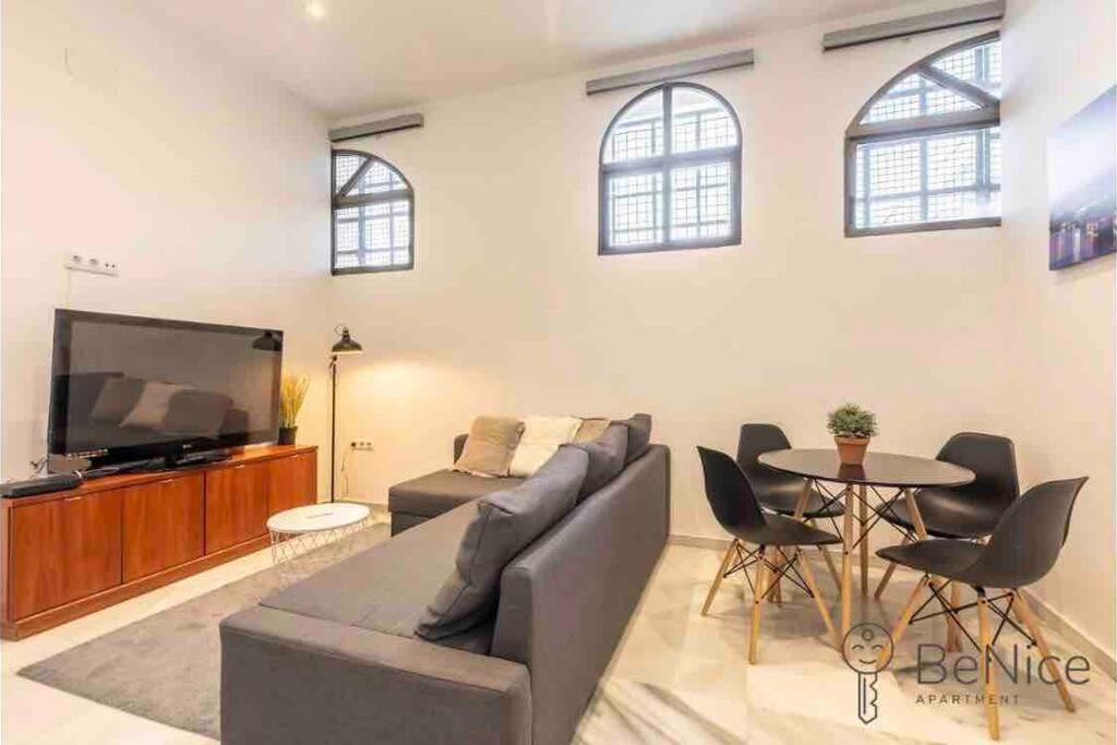 Luxury Apartamento Sevilla Centro -Triana المظهر الخارجي الصورة