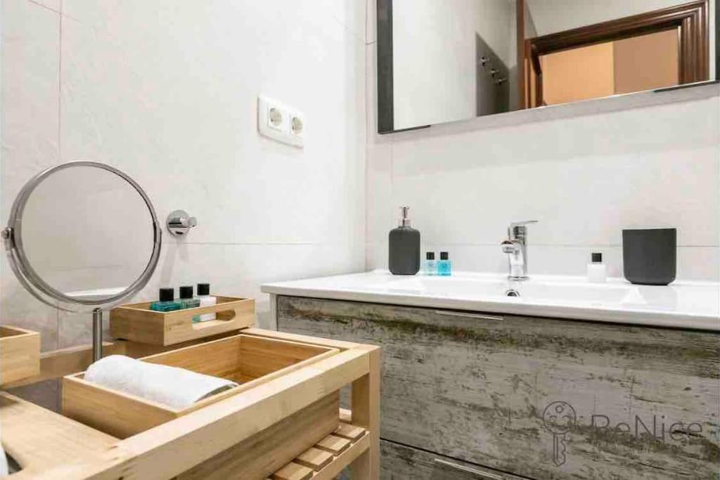 Luxury Apartamento Sevilla Centro -Triana المظهر الخارجي الصورة
